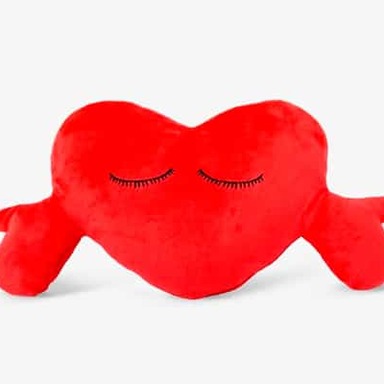 Abrazos que curan ¡Colabora comprando el cojín solidario de Flying Tiger Copenhagen!
