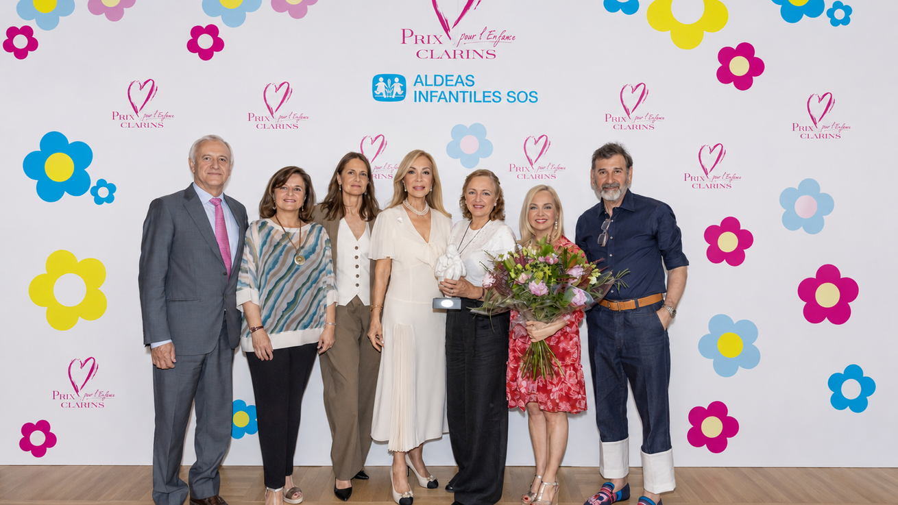 Clarins entrega el premio por la Infancia 2026