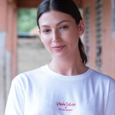 Úrsula Corberó trabajará contra la discriminación que sufren las niñas junto a Save The Children