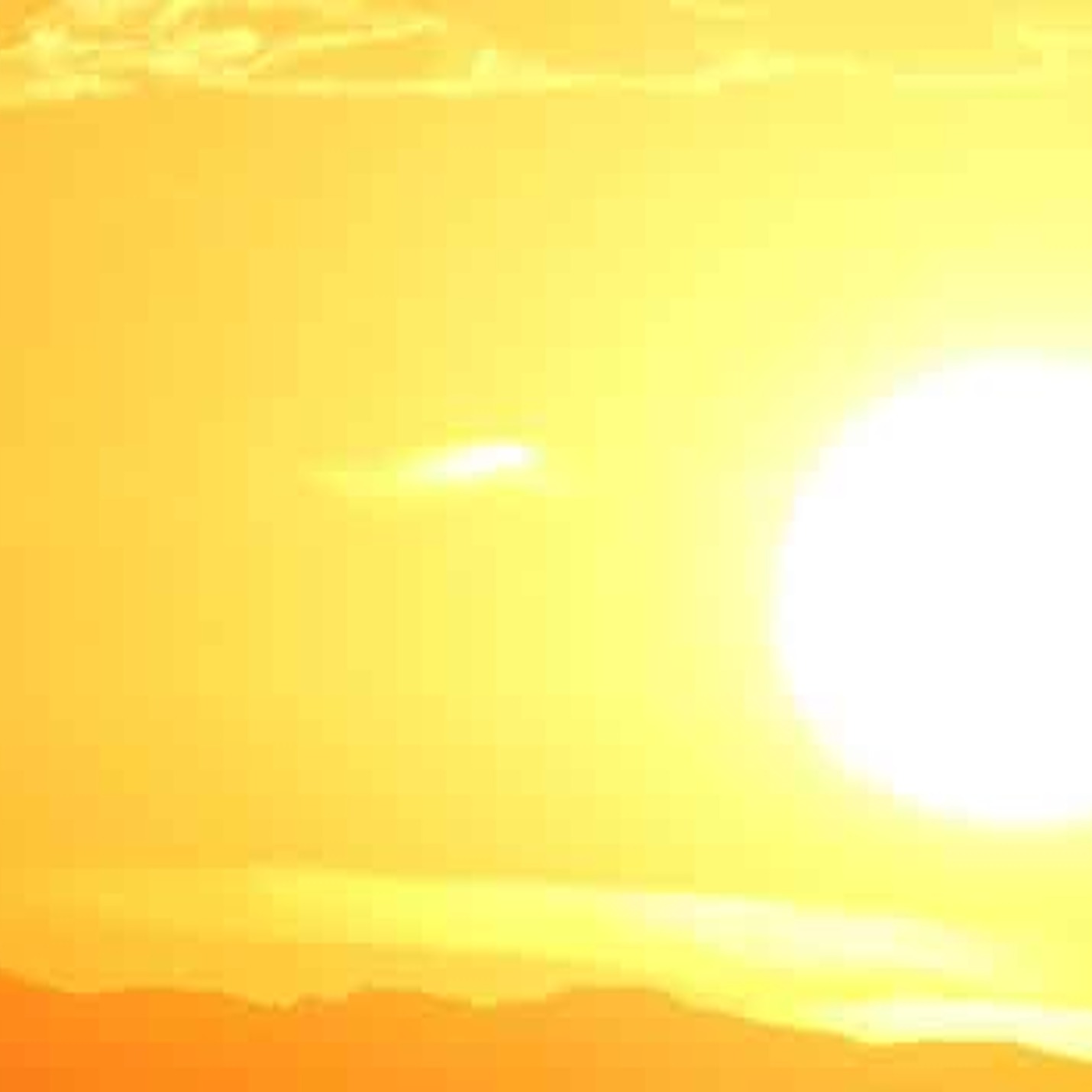 ¡No bajes la guardia! Sigue protegiendo tu piel del sol y revisa tus lunares ahora que es más fácil